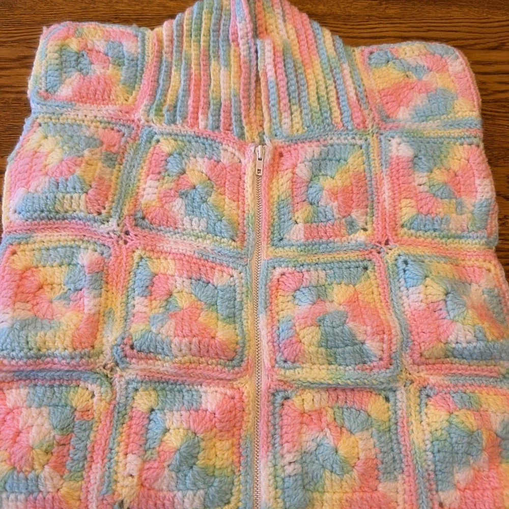Handmade Crochet Granny Square Sleep Sack Pastel Zip‎ Front Baby Blanket Gift